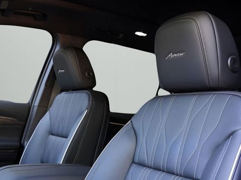 New 2026 Buick Enclave Avenir w/ Super Cruise Package image 10