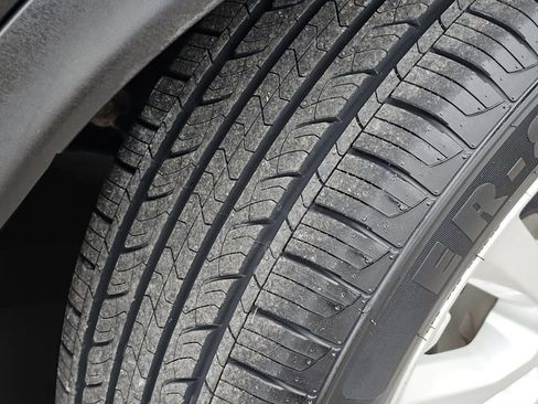 Used 2021 Nissan Rogue Sport S image 31