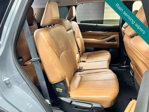 Used 2025 INFINITI QX60 Sensory w/ Vision Package AWD/4WD image 16