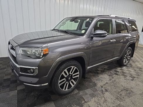 Used 2021 Toyota 4Runner Limited AWD/4WD image 8
