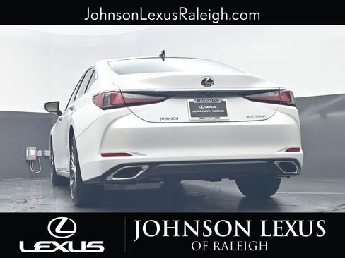 New 2025 Lexus ES 350 Ultra Luxury image 19
