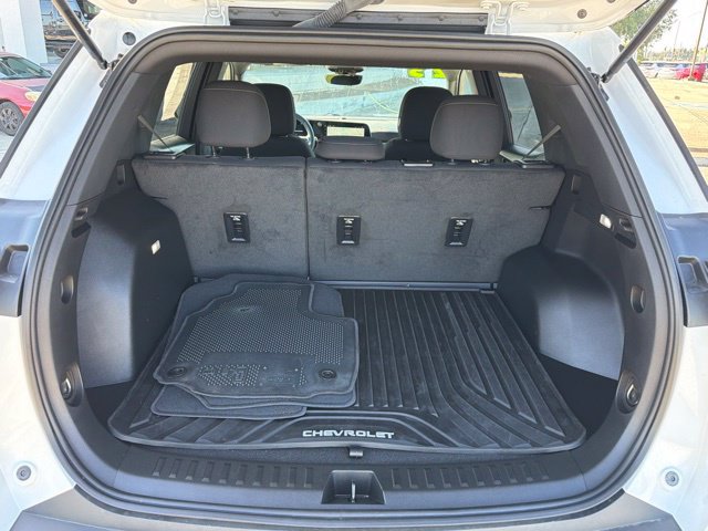 Used 2025 Chevrolet Equinox LT w/ Safety and Technology Package AWD/4WD image 15