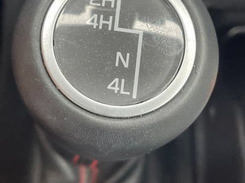 Used 2019 Jeep Wrangler Unlimited Rubicon AWD/4WD image 47
