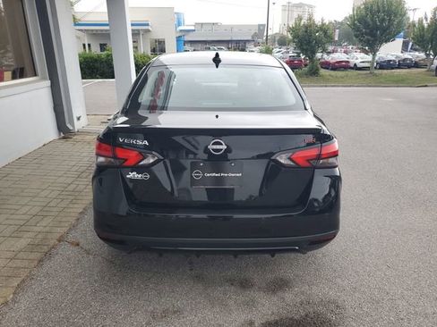 Certified 2025 Nissan Versa SR w/ Trunk Package FWD image 9