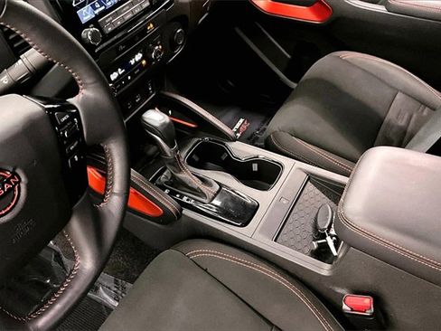 Used 2023 Nissan Frontier PRO-4X w/ Pro Convenience Package image 13