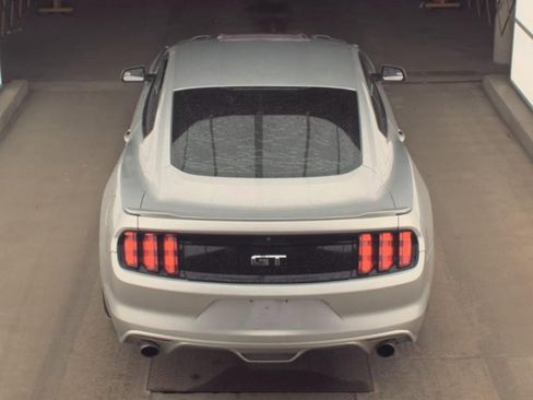 Used 2015 Ford Mustang GT RWD image 6