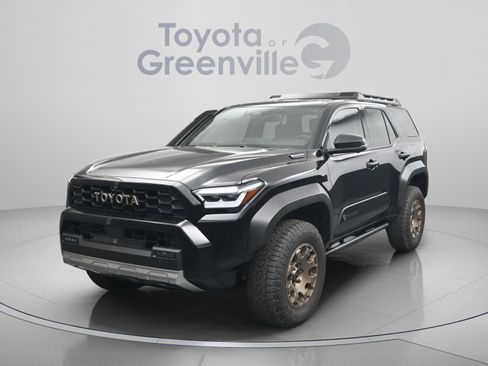Used 2025 Toyota 4Runner Trailhunter AWD/4WD image 25