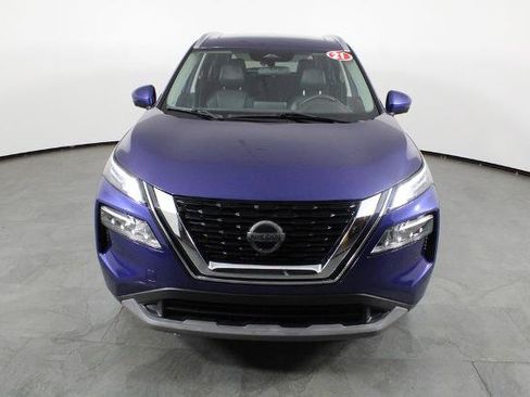 Certified 2021 Nissan Rogue SV w/ Premium Package FWD image 13