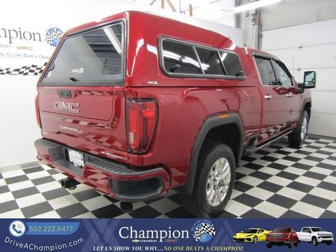 Used 2022 GMC Sierra 2500 Denali w/ Denali Ultimate Package AWD/4WD image 17