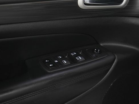 Used 2021 Jeep Grand Cherokee Laredo X AWD/4WD image 22