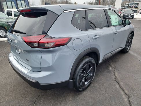 New 2026 Nissan Rogue SV image 8