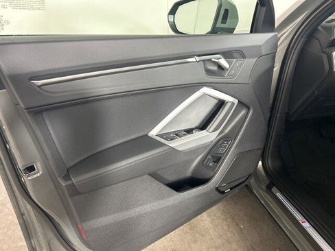 New 2025 Audi Q3 2.0T Premium image 17