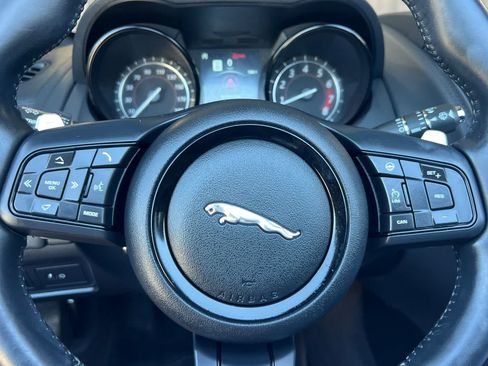 Used 2020 Jaguar F-TYPE Convertible RWD image 30