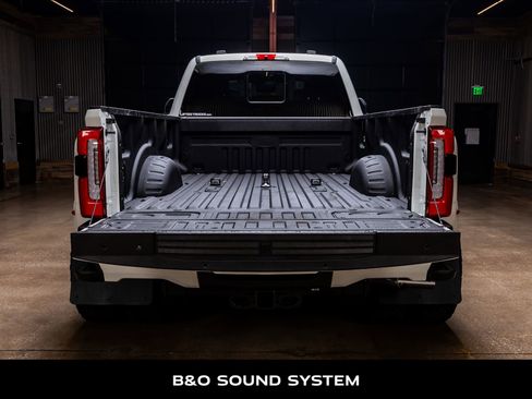 Used 2024 Ford F450 Platinum w/ FX4 Off-Road Package AWD/4WD image 9