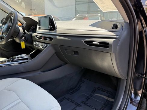 Used 2023 Hyundai Sonata SE w/ Cargo Package FWD image 16