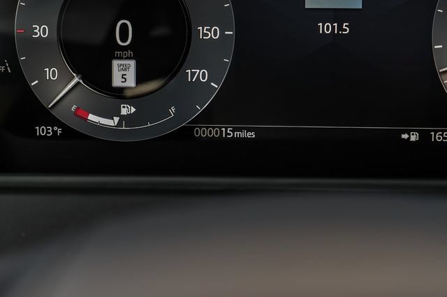 New 2026 Land Rover Range Rover Velar S AWD/4WD image 23