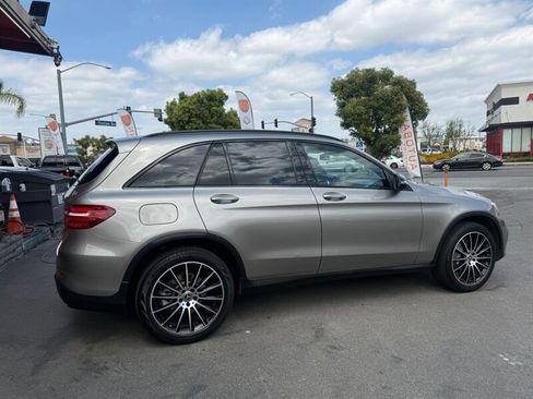 Used 2019 Mercedes-Benz GLC 300 image 17