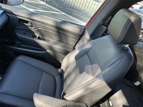 Used 2025 Honda Odyssey Sport-L image 30