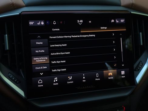 Used 2022 Maserati Ghibli GT image 39