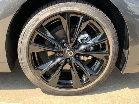 Used 2025 Lexus ES 350 F Sport w/ Accessory Package (Z2) FWD image 13
