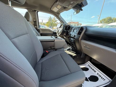 Used 2022 Ford F250 XL w/ Power Equipment Group image 32