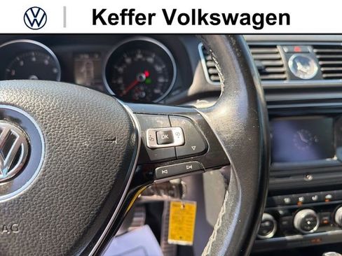Used 2016 Volkswagen Passat 1.8T R-Line FWD image 19