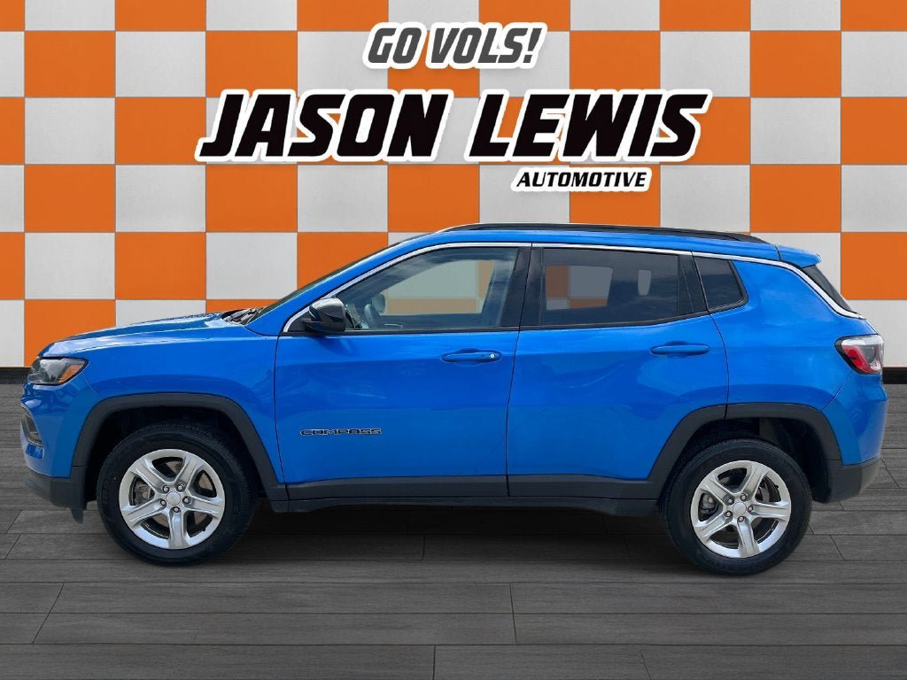 Used 2024 Jeep Compass Latitude AWD/4WD image 6