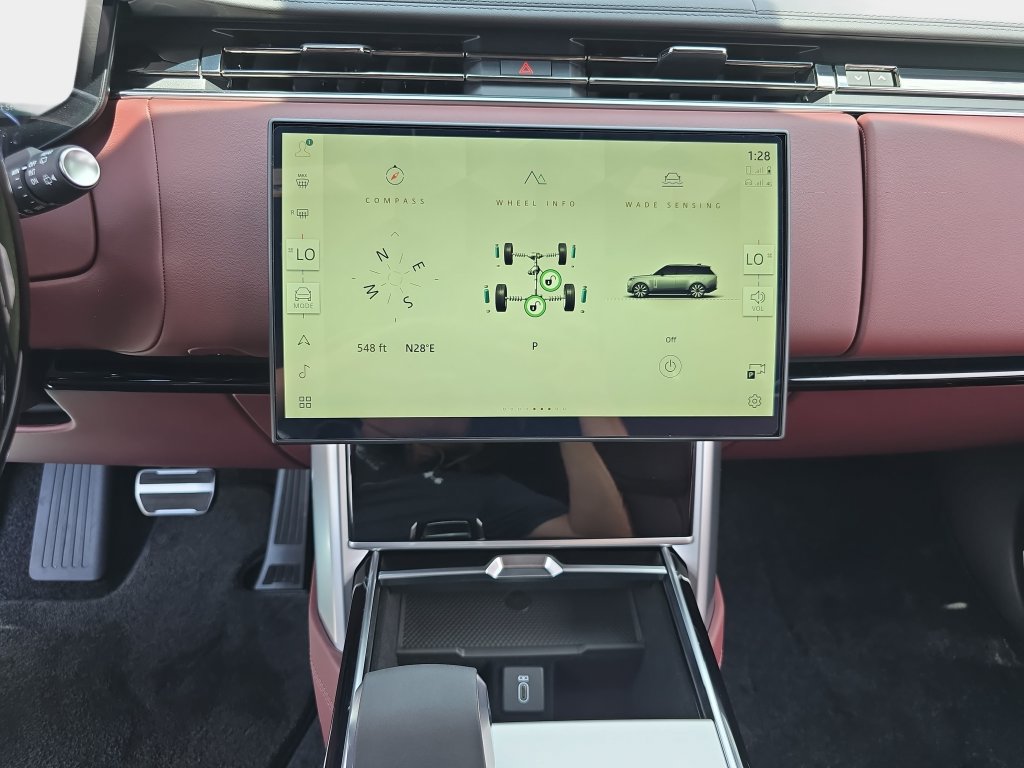 New 2026 Land Rover Range Rover SE AWD/4WD image 22