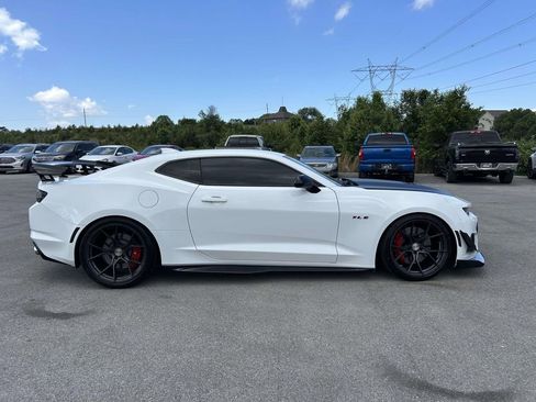 Used 2021 Chevrolet Camaro SS RWD image 2