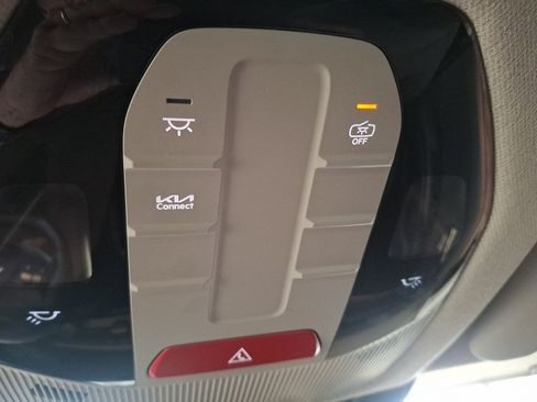 Used 2025 Kia K4 FWD image 24