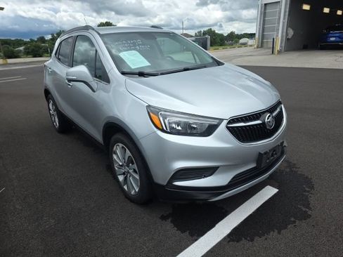 Used 2018 Buick Encore Preferred FWD image 5