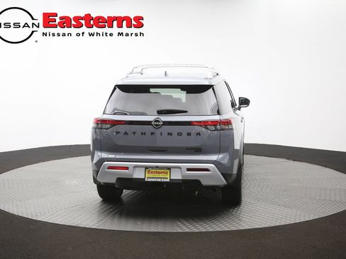 Used 2024 Nissan Pathfinder Platinum w/ Black Appearance Package AWD/4WD image 42