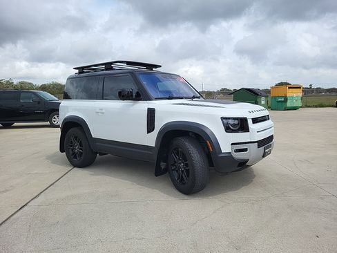 Used 2021 Land Rover Defender 90 S image 3