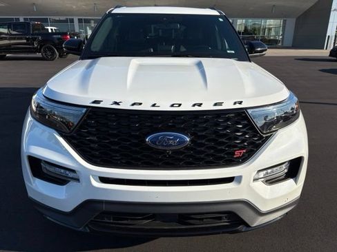 Used 2024 Ford Explorer ST w/ Equipment Group 401A AWD/4WD image 11