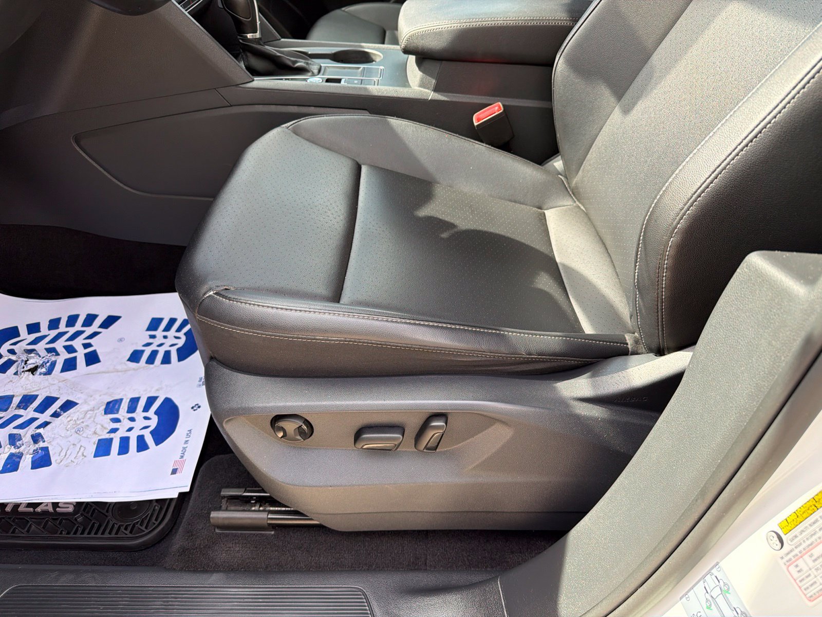 Used 2018 Volkswagen Atlas SE FWD image 22