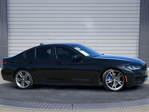 Certified 2022 BMW M550i xDrive w/ Executive Package image 3
