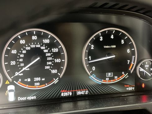 Used 2018 BMW X5 xDrive50i w/ M Sport Package AWD/4WD image 11