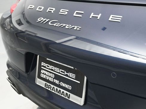 Certified 2018 Porsche 911 Carrera RWD image 29