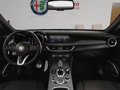 New 2025 Alfa Romeo Stelvio Sprint image 21