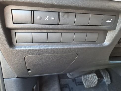 Used 2022 Mitsubishi Outlander SE AWD/4WD image 15