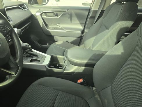 Used 2023 Toyota RAV4 LE image 9