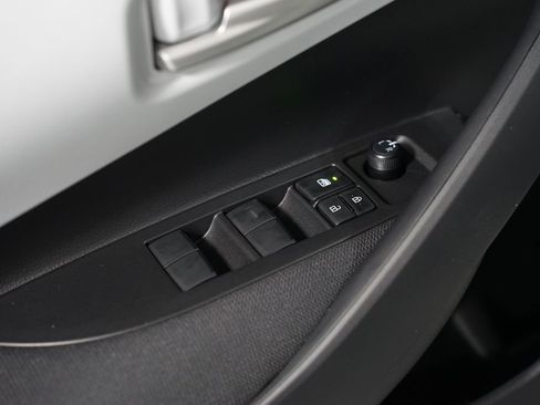 New 2026 Toyota Corolla SE image 31