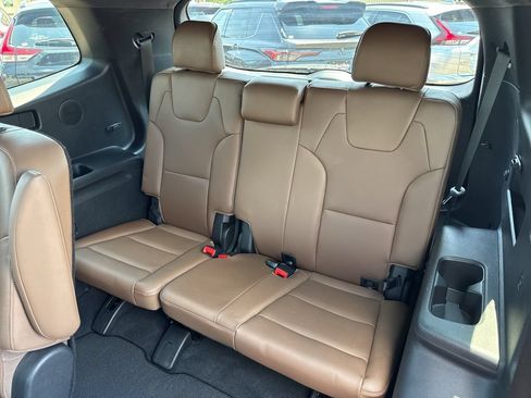 Used 2022 Kia Telluride SX w/ SX Prestige Package AWD/4WD image 28