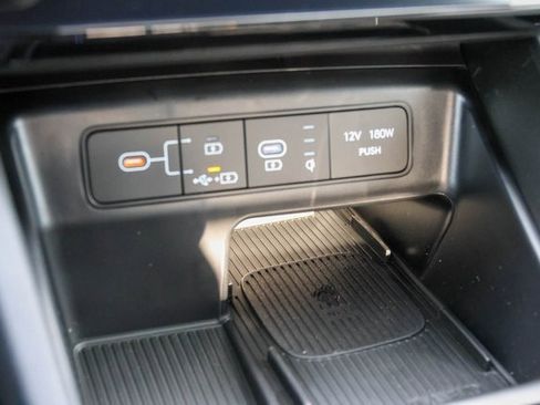 New 2025 Hyundai Santa Cruz Limited image 18