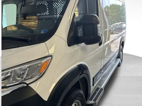 Used 2025 RAM ProMaster 2500 w/ U-Haul Equipment Group FWD image 3