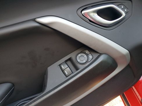 Used 2023 Chevrolet Camaro LT image 25