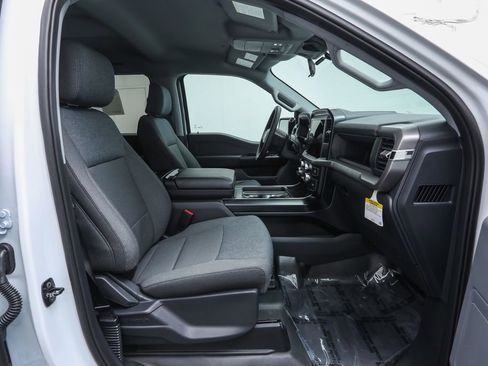 New 2025 Ford F150 XL w/ Equipment Group 104A Hybrid image 25