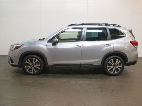 Used 2023 Subaru Forester Limited AWD/4WD image 7