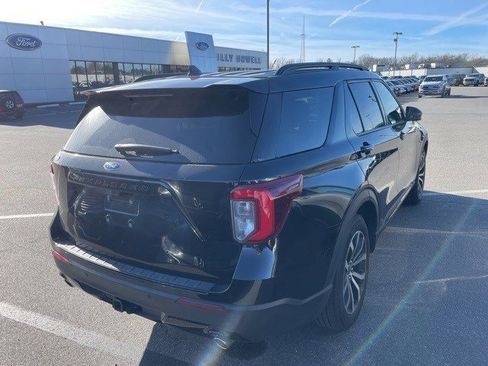 Used 2023 Ford Explorer ST-Line w/ Class IV Trailer Tow Package image 3