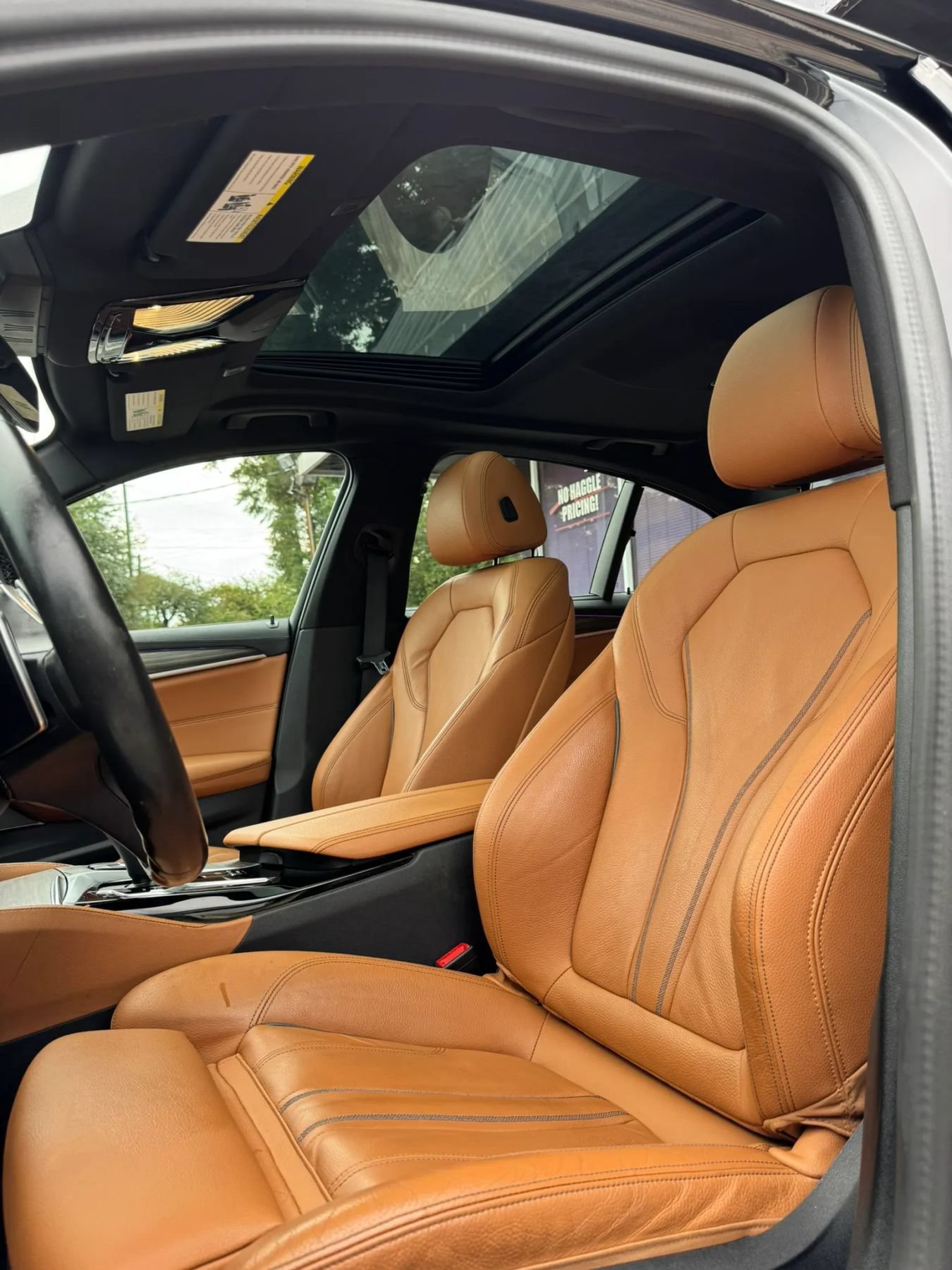 Used 2023 BMW 540i w/ M Sport Package RWD image 34